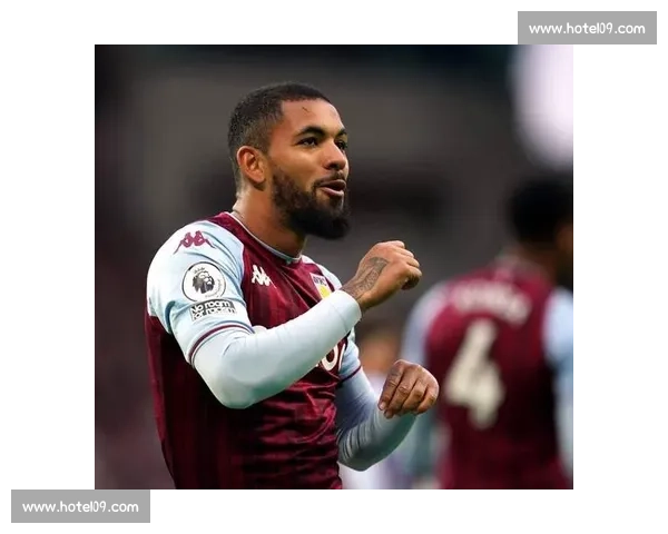 尤文 4000 万欧标价道格拉斯 - 路易斯 曼城利兹联等多队竞逐租借 + 买断方案