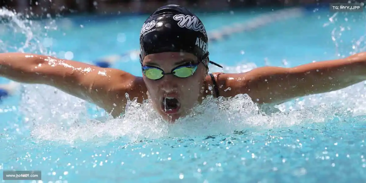 leyutiyu🎾球拍扬起的瞬间，每一次对决都是新的挑战！